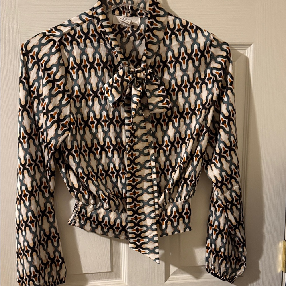 Patterned Long Sleeve Blouse with Bow Tie